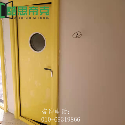 带视窗的钢制隔音门